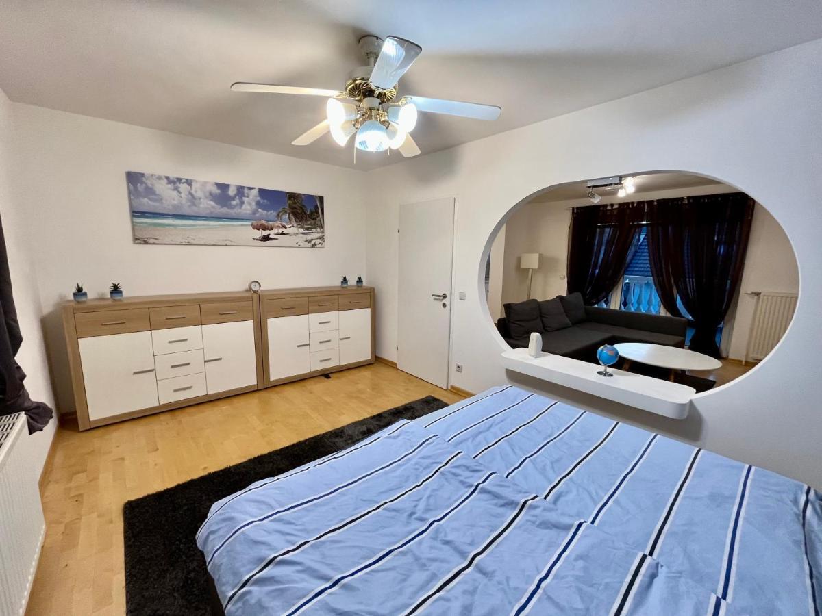 Traum Apartment Mit Pool+Balkon Wien Eksteriør bilde
